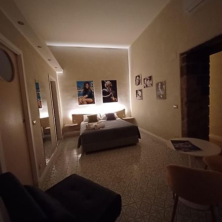 Domus Duomo B&B Napoli Ngoại thất bức ảnh